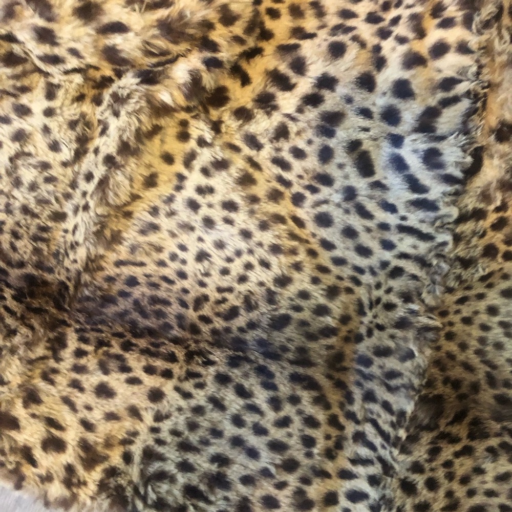 Real Leopard Fur Scarf - Golden Brown - Picture 6 of 10